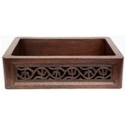 farmhouse sink