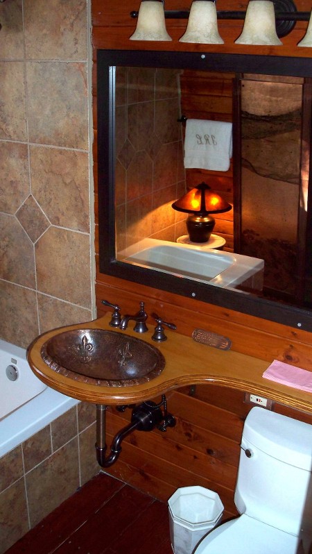 CS1004L15-20 Copper Bathroom Sink - Rio Grande